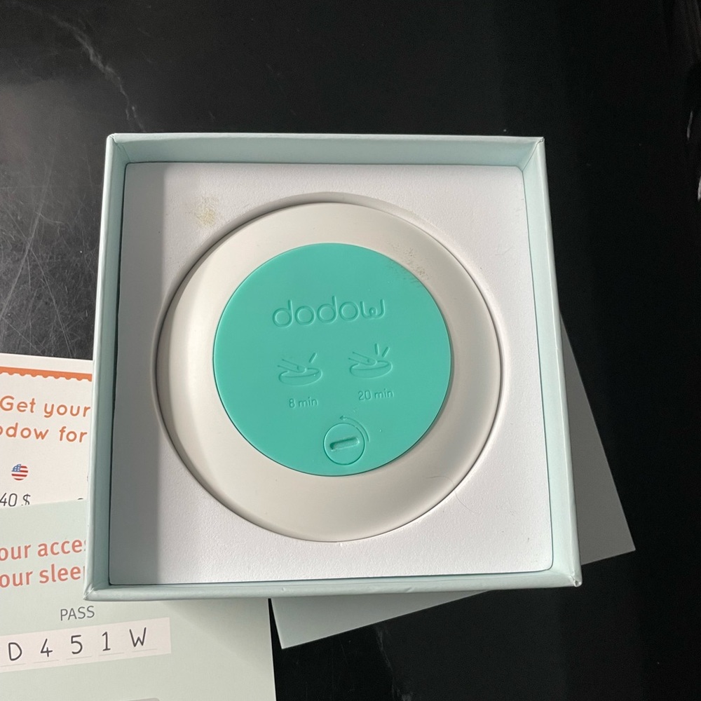 Dodow Sleep Aid - Picture 2 of 4
